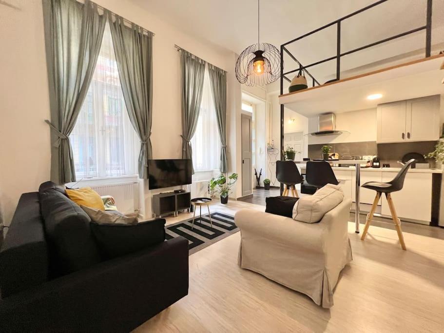 Best Location Up To 6 Guests 布达佩斯 外观 照片